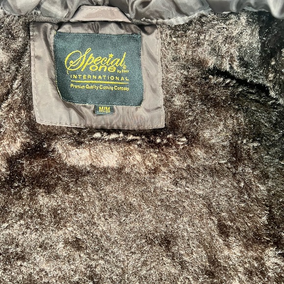 Woman’s Lightweight lined Bubble Vest M/M - Picture 5 of 7